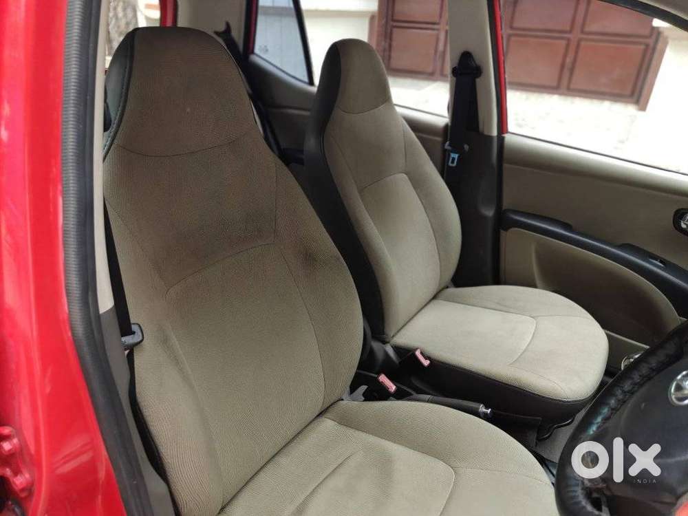 Hyundai I10 Sportz At, 2010, Petrol