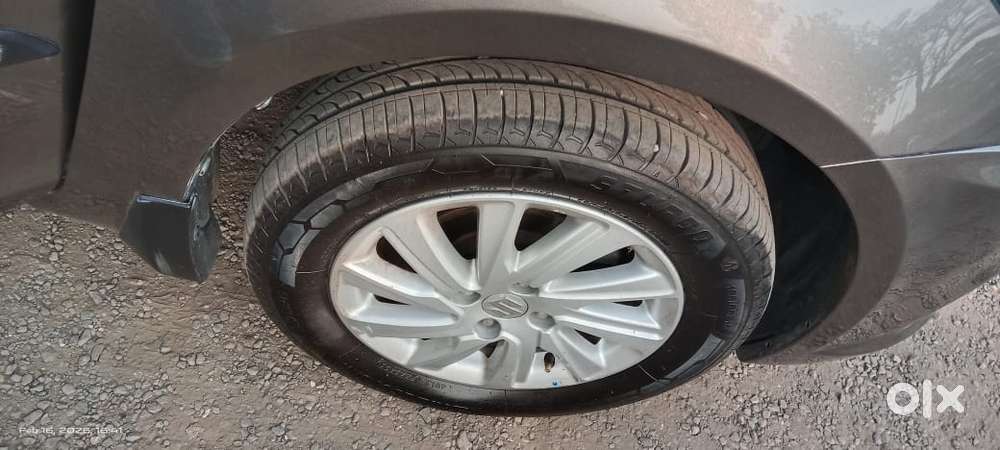 Maruti Suzuki Swift Dzire Vxi(o) Mt, 2016, Cng & Hybrids