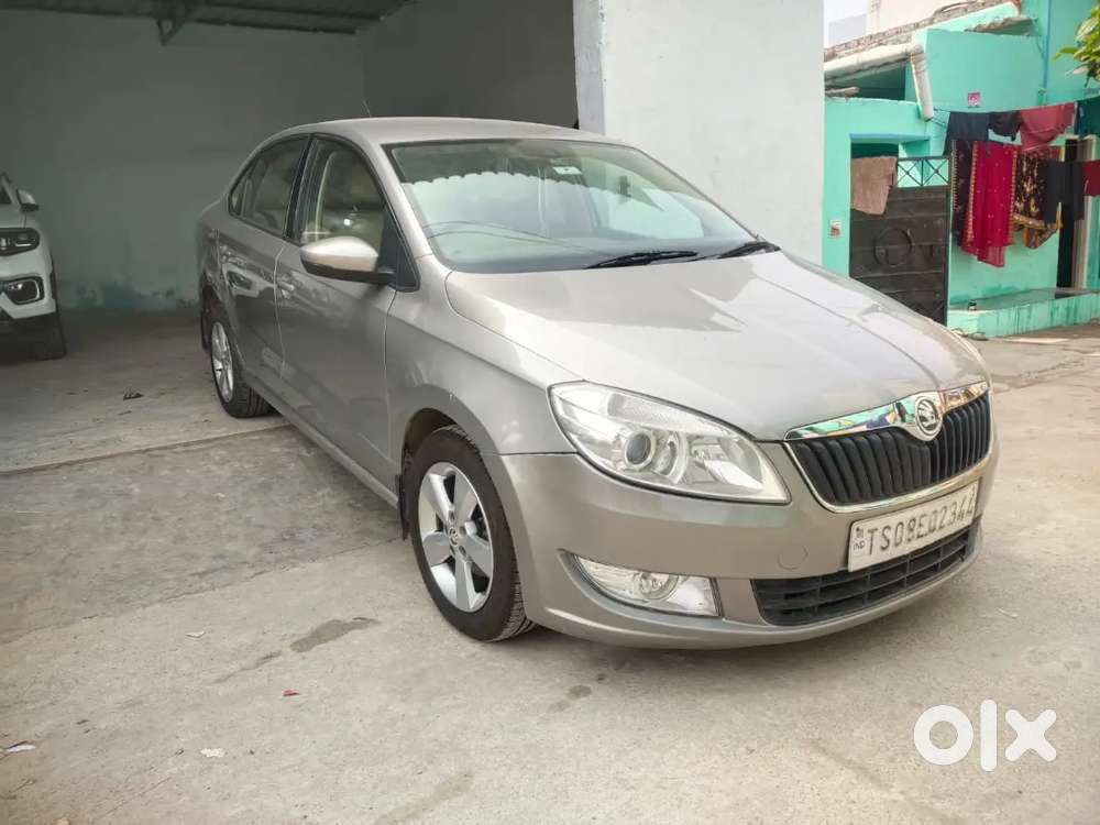 Skoda Rapid 2015 Diesel 144702 Km Driven