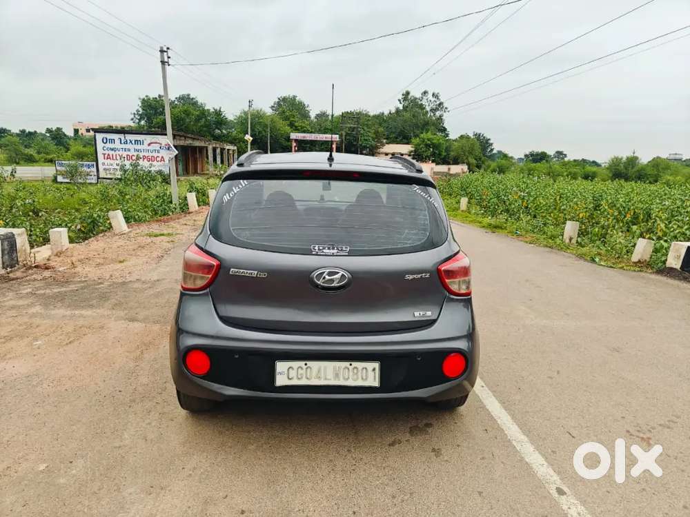 Hyundai Grand I10 2017 Petrol Well Maintained