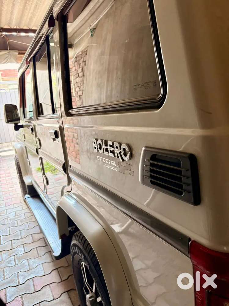 Mahindra Bolero 2.5 2015 Special Edition Top