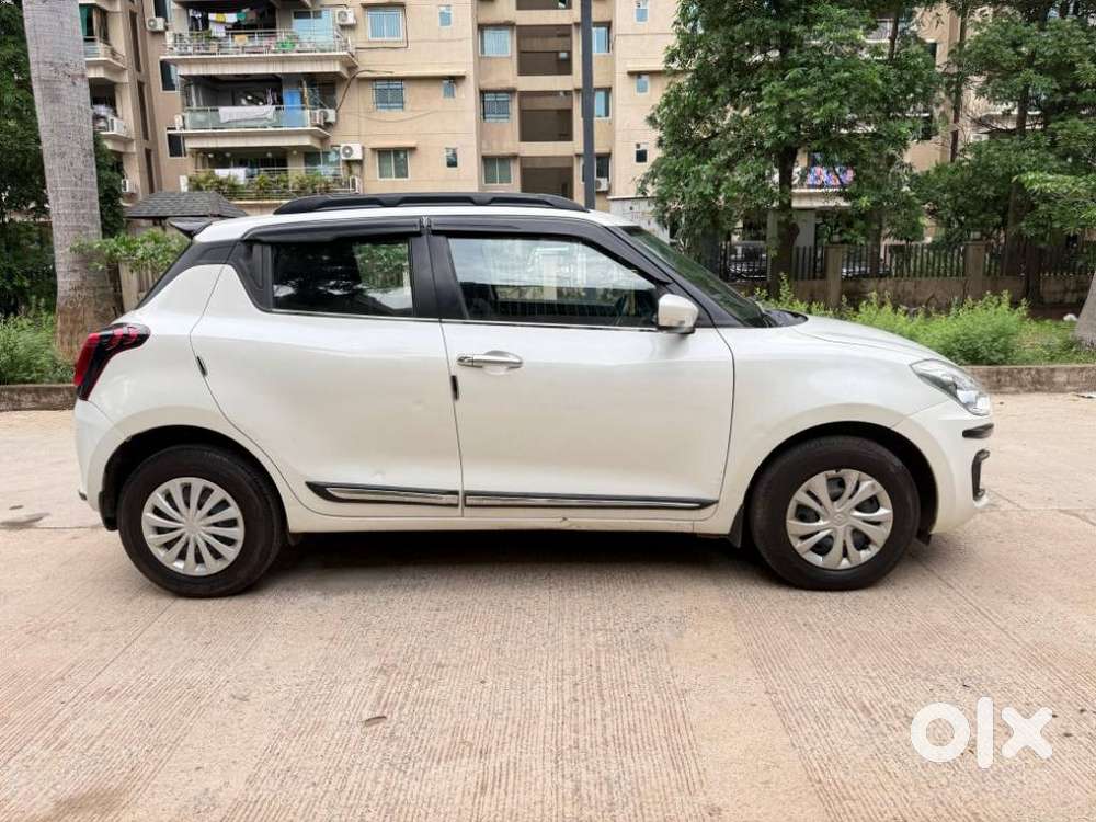 Maruti Suzuki Swift Vvt Vxi, 2021, Petrol