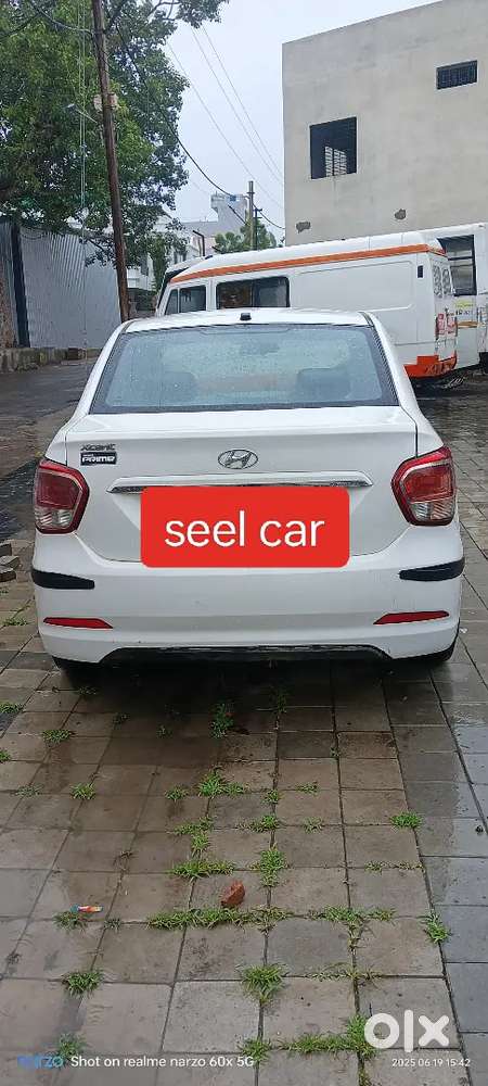 Hyundai Xcent 2019 Diesel 60000 Km Driven