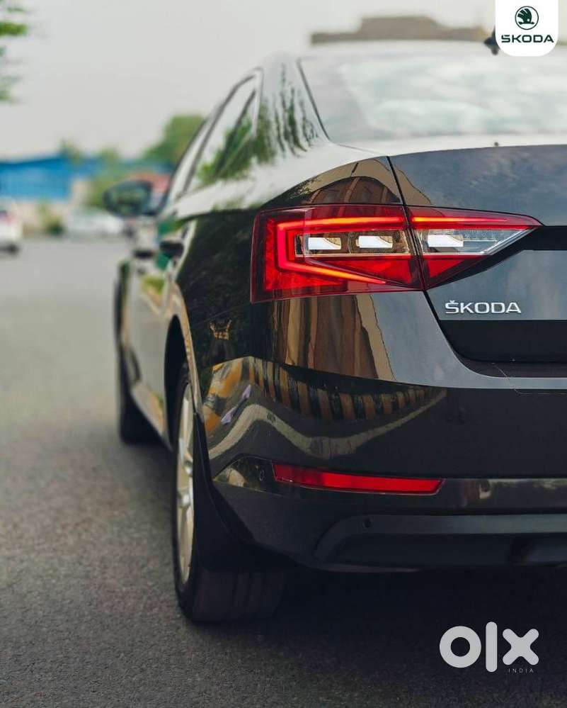 Skoda Superb Laurin And Klement 1.8, 2020, Petrol