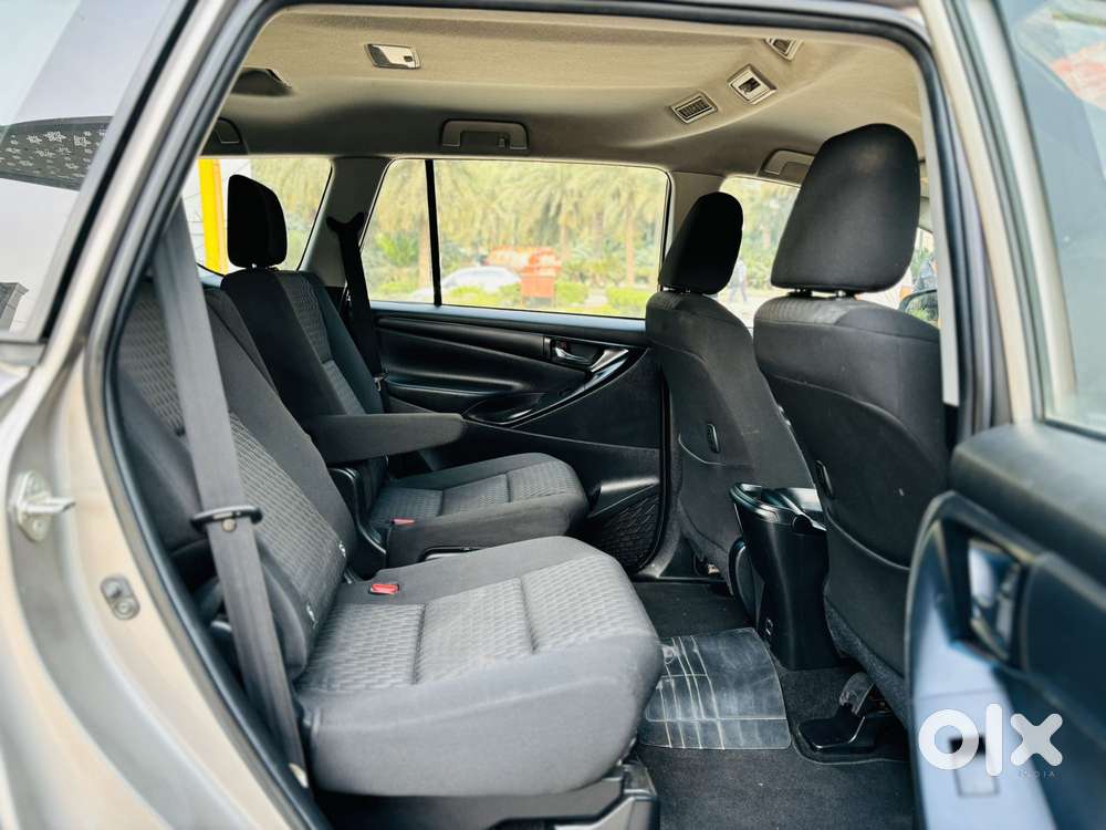 Toyota Innova Crysta [2020-ongoing] 2.4 Gx 7 Str, 2019, Diesel