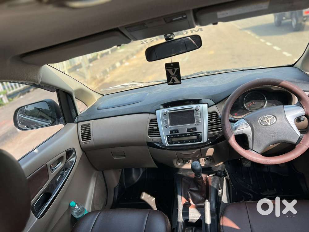 Toyota Innova  V 2015 Diesel