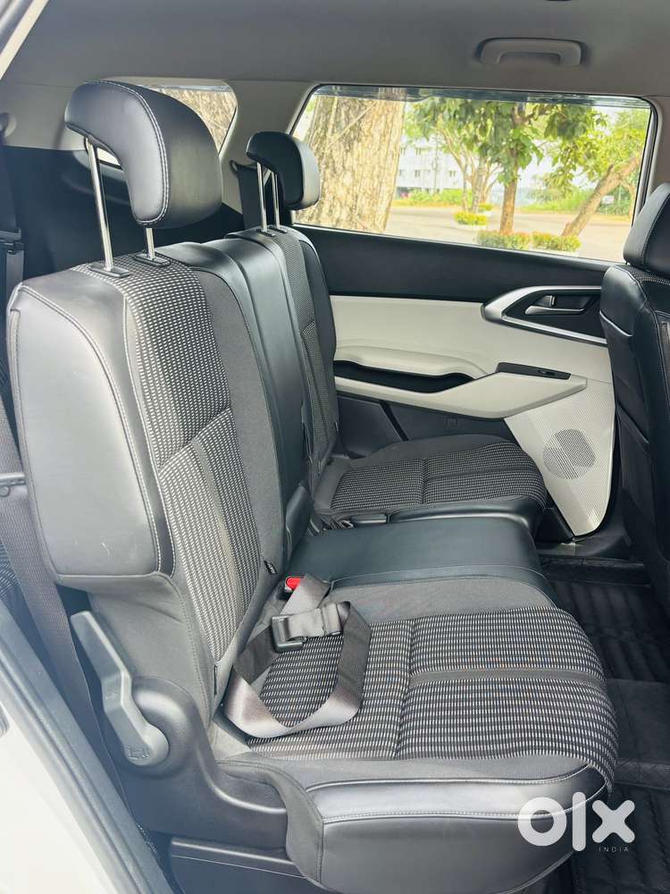 Kia Carens 1.4 Prestige 7 Str, 2022, Petrol