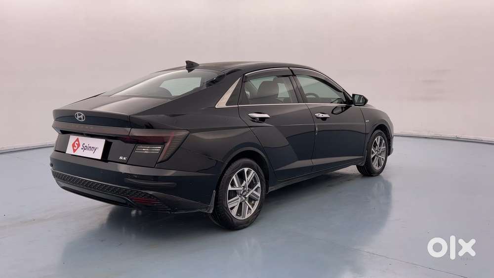 Hyundai Verna Sx 1.5 Petrol Ivt, 2023, Petrol