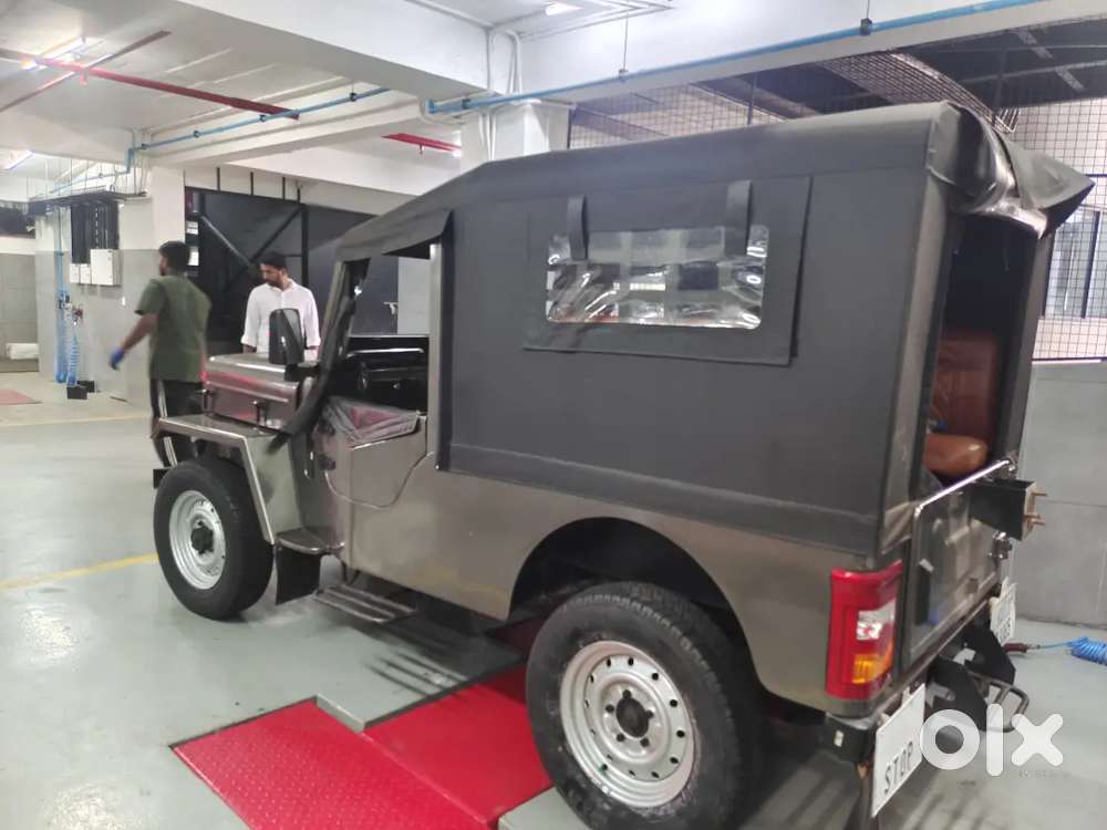 Mahindra Jeep 1993