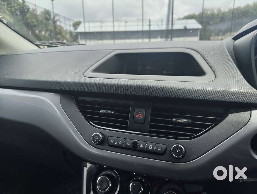 Tata Nexon 1.2 Revotron Xm (s), 2021, Petrol
