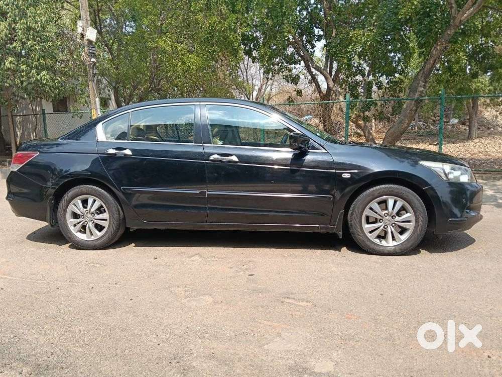 Honda Accord 2.4 Manual, 2010, Petrol