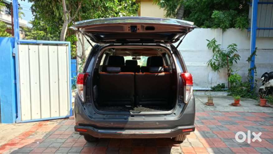 Toyota Innova Crysta 2.4 V, 2017, Diesel