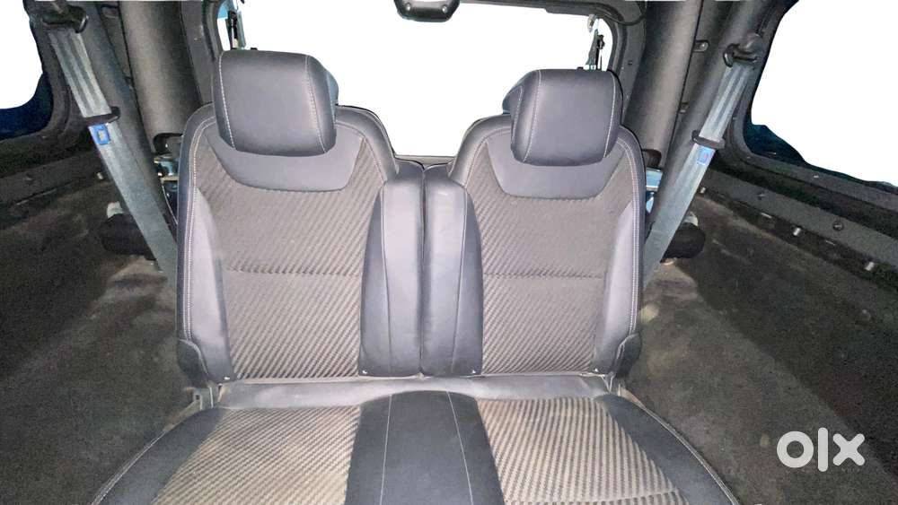 Mahindra Thar Lx P At 4wd 4s Ht, 2022, Petrol