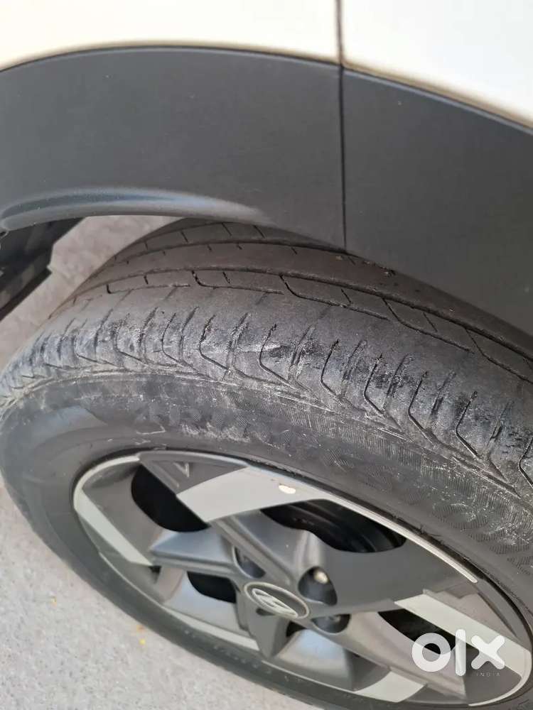 Hyundai Venue 2019 Petrol Well Maintained