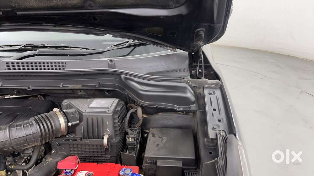 Mahindra Xuv300 W8 Option, 2021, Petrol