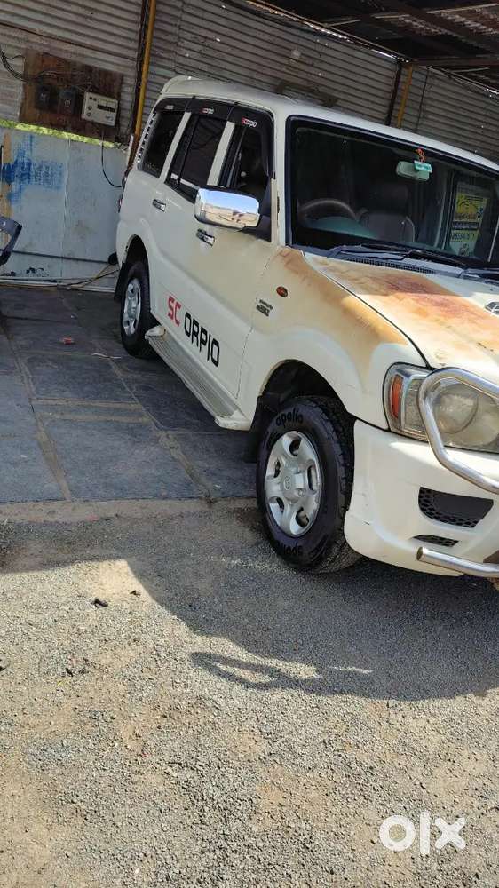 Mahindra Scorpio 2013 Diesel 200000 Km Driven