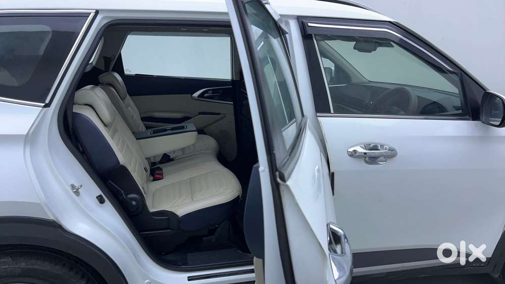 Kia Carens 1.4 Luxury Plus 6 Str, 2022, Petrol