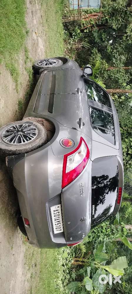 2nd Maruti Suzuki Swift 2012 Petrol Manual Car