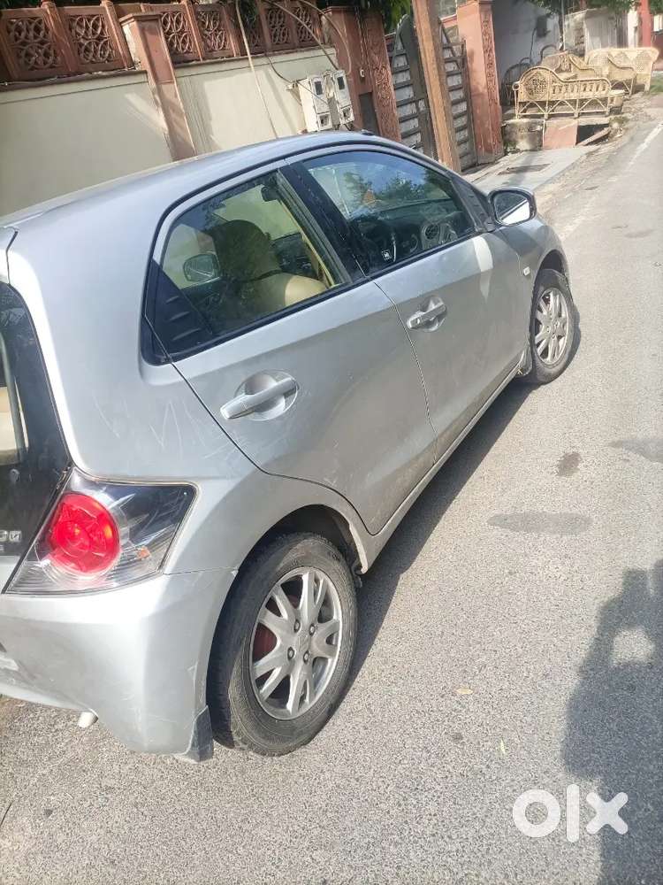 Honda Brio 2013