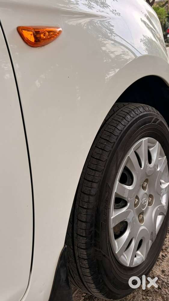 Hyundai I20 Petrol Manual 2012