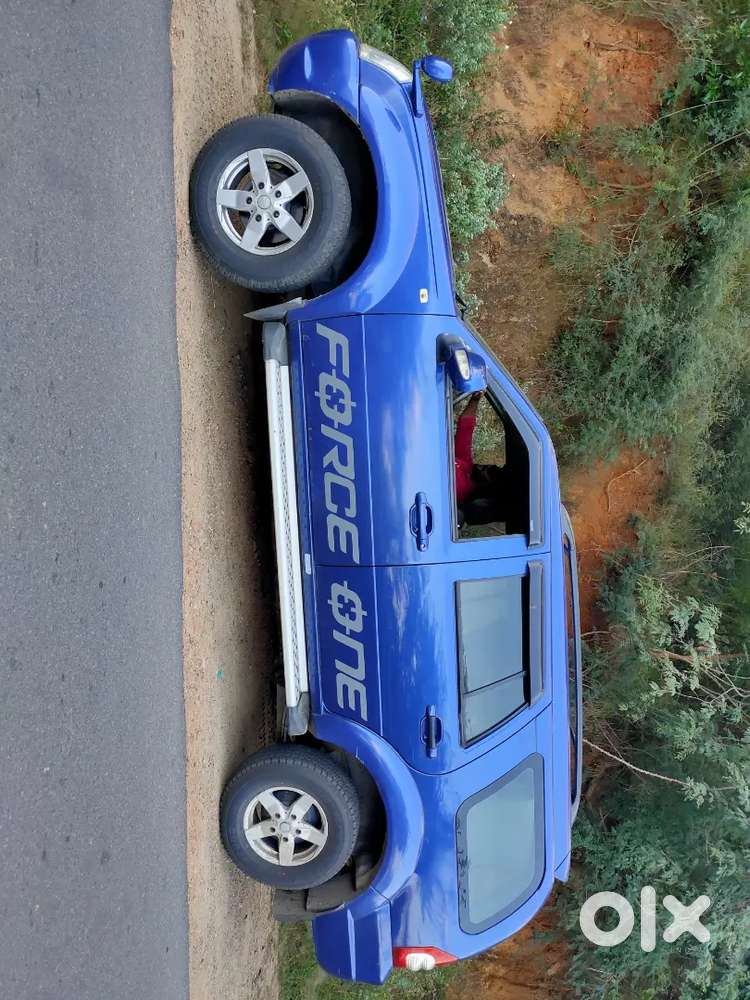 Force Motors Force One 2013