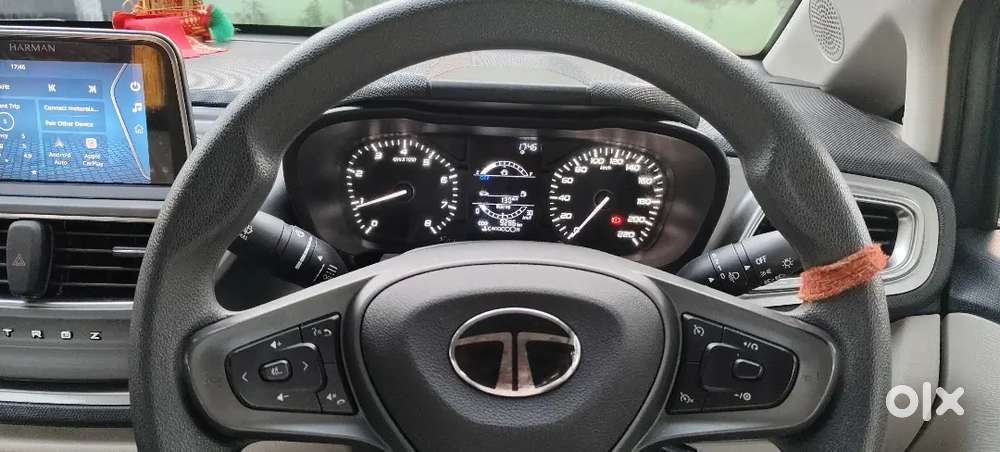 Tata Altroz 2025 Petrol 10000 Km Driven