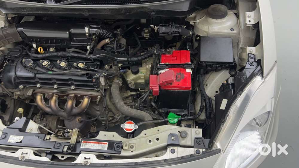 Maruti Suzuki Dzire 1.2 Zxi Amt, 2017, Petrol