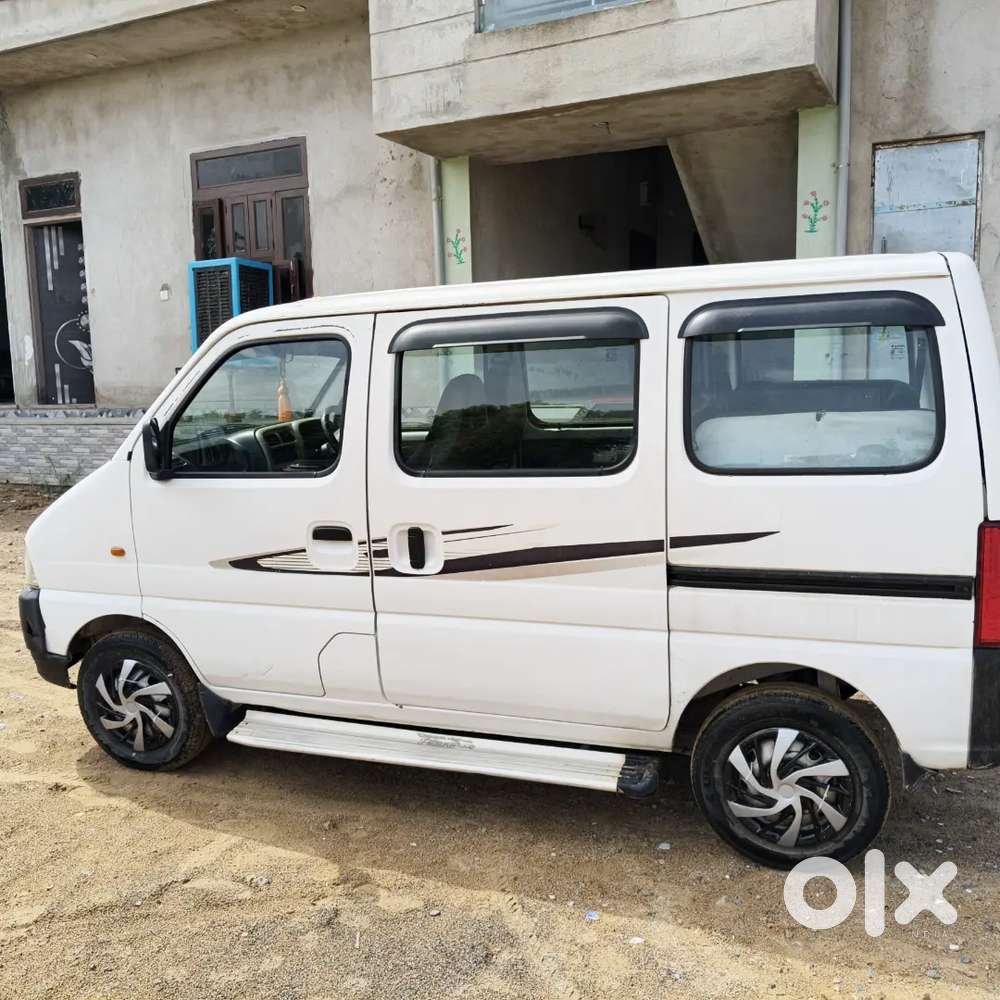 Maruti Eeco