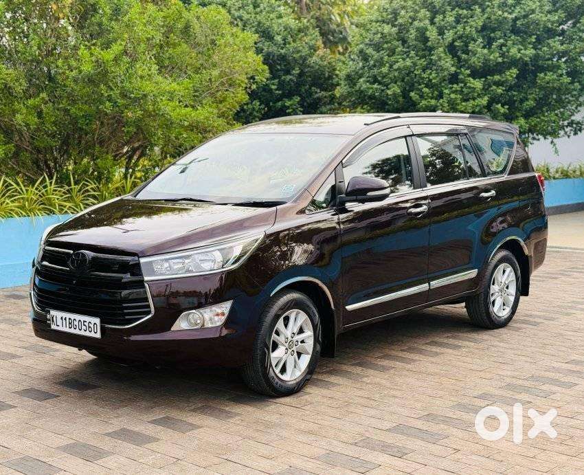 Toyota Innova Crysta 2.8 Gx At, 2017, Diesel