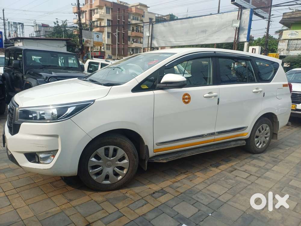 Toyota Innova Crysta 2.4 G Mt, 2024, Diesel