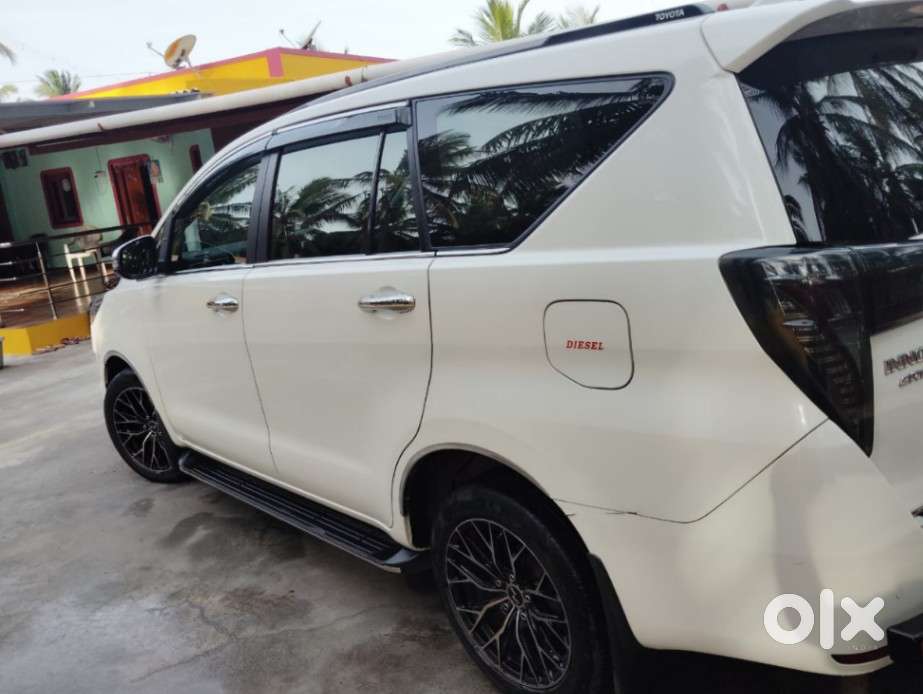 Toyota Innova Crysta Zx 2.4 Diesel 7 Seater, 2023, Diesel