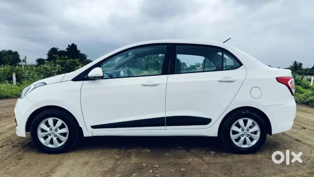 Hyundai Xcent Petrol 2014 Variant