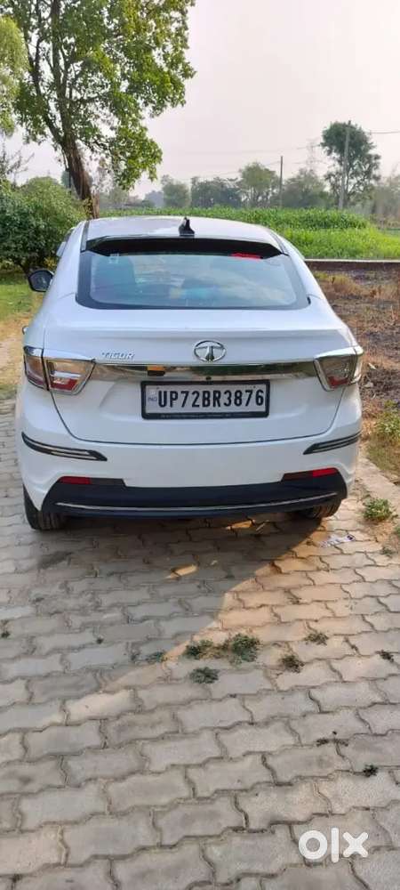 Tata Tigor 2022 Petrol