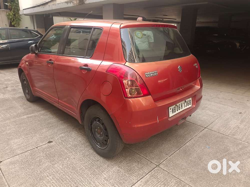Maruti Suzuki Swift Vxi + Manual, 2011, Petrol