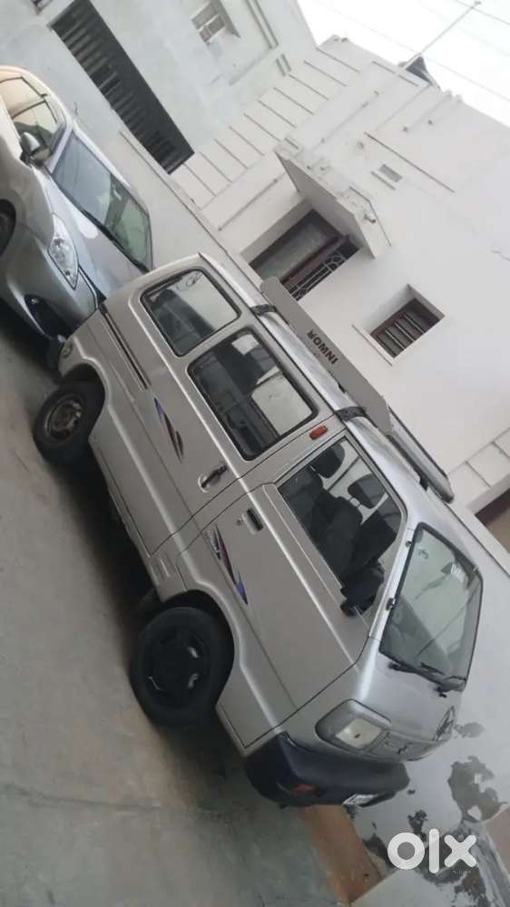 Maruti Suzuki Omni 2011