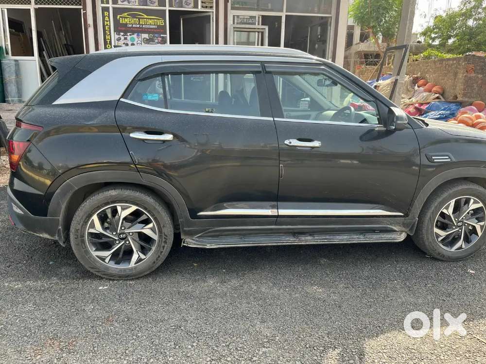 Creta Black Colour 1st Onwer