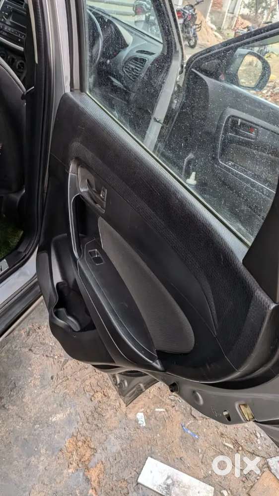 Maruti Suzuki Brezza Vdi 2018
