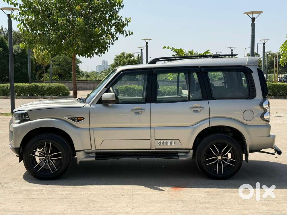 Mahindra Scorpio S10 7 Seater, 2015, Diesel
