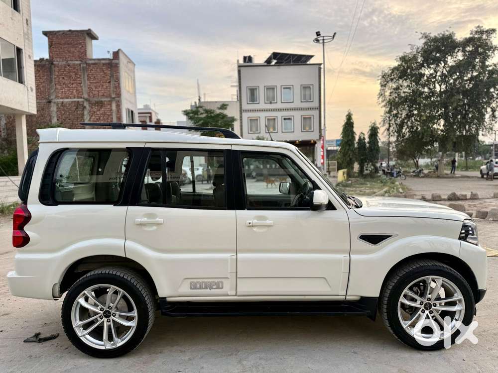 Mahindra Scorpio S11 Mt 7s, 2020, Diesel