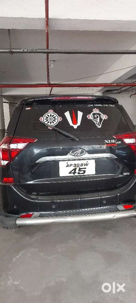 Mahindra Xuv500 2019 Diesel 65500 Km Driven