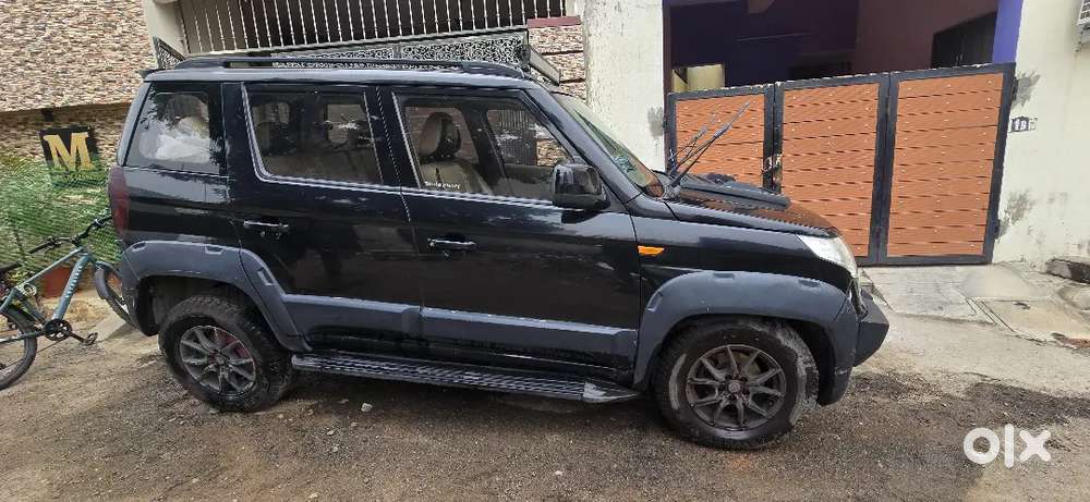 Mahindra Tuv 300 T6+ Diesel 2015