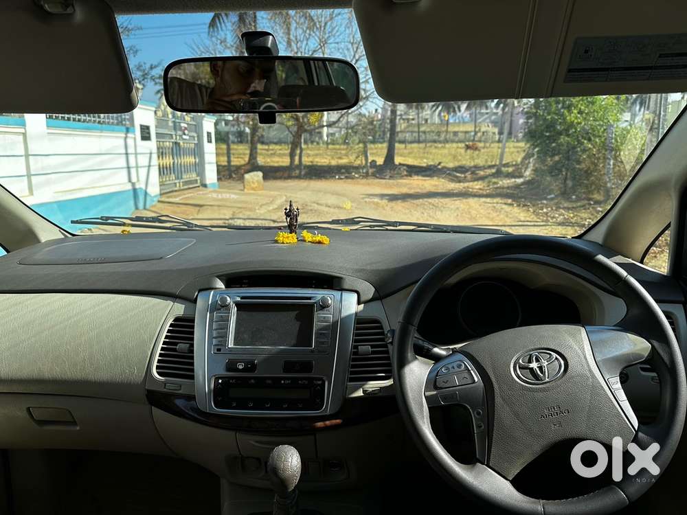 Toyota Innova Diesel 2014