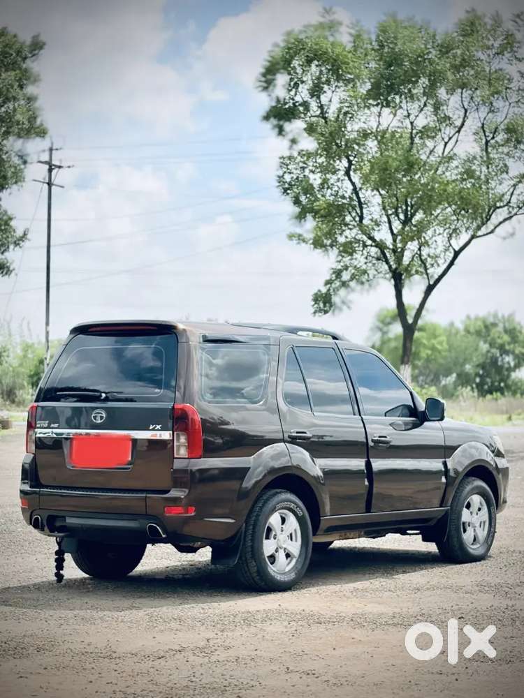 Tata Safari Storme 2014