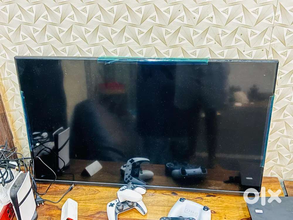 LED TV 109cm