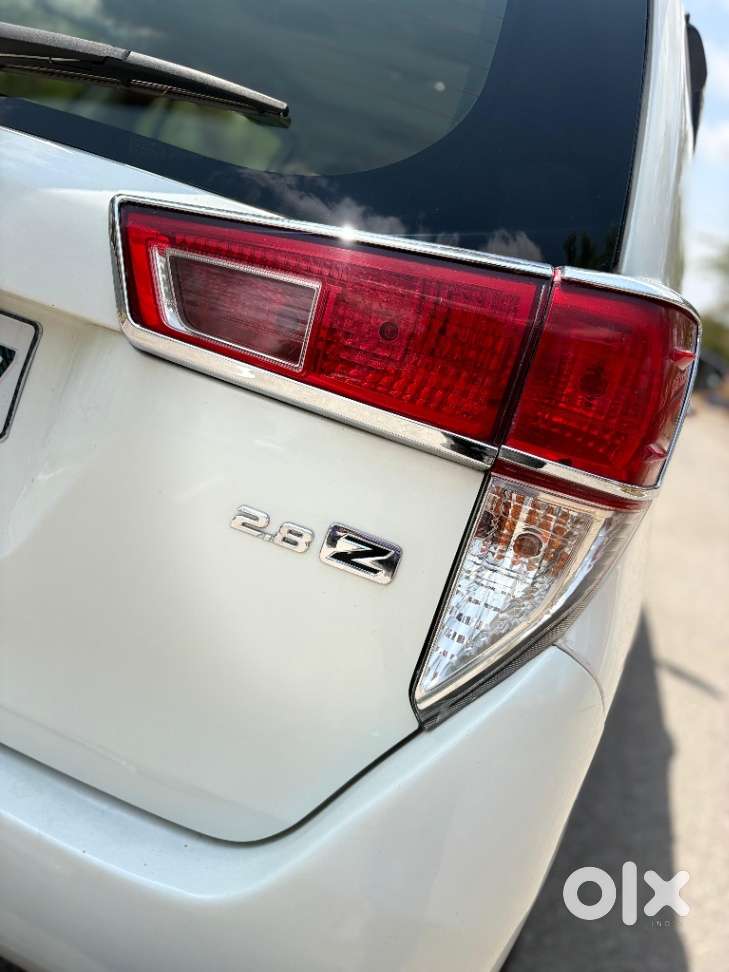 Toyota Innova Crysta 2.8z Automatic, 2018, Diesel