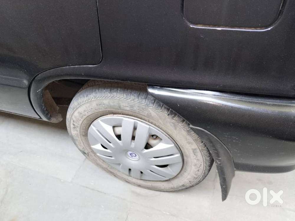 Maruti 800 Repainted In Black Without Ac