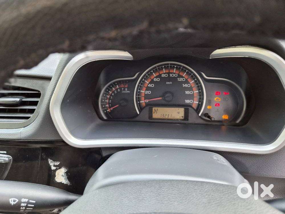 Maruti Suzuki Alto K10 Vxi Amt Optional, 2015, Petrol