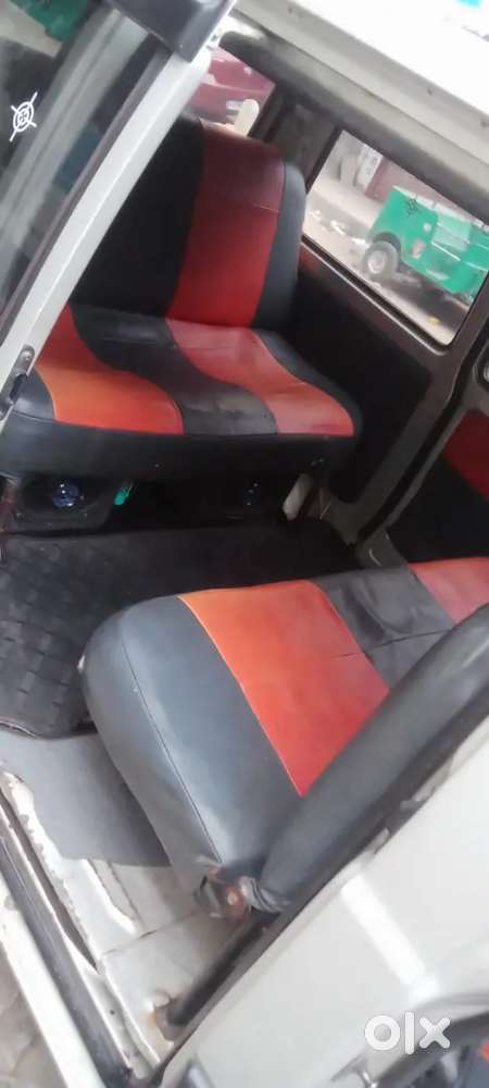 Maruti Suzuki Omni 8 Seater 2010 Variant