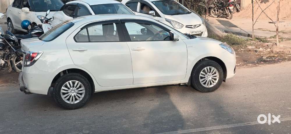 Maruti Suzuki Dzire 1.2 Vxi, 2023, Petrol