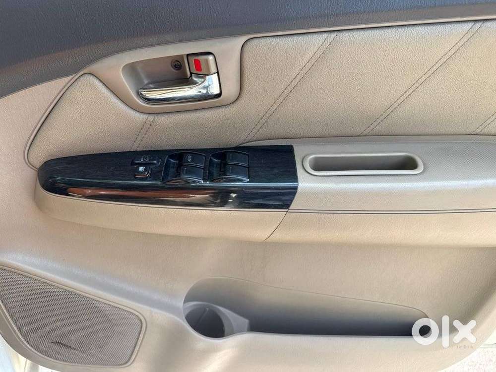 Toyota Fortuner 3.0 4x2 Automatic, 2013, Diesel